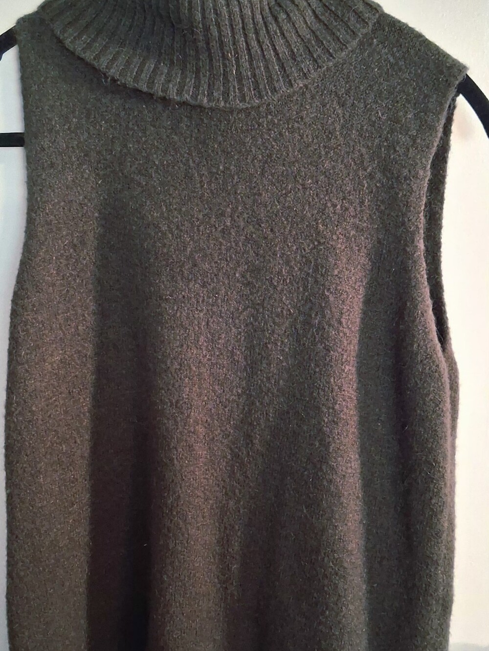 Women's Cynthia Rowley Green Sleeveless Cowlneck Tunic Turtleneck Sweater